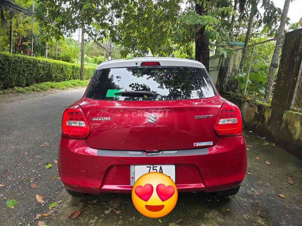 Suzuki Swift 2022 - 12000 km. Mua bán Ô tô tại Thành phố Huế Thừa Thiên Huế được đăng bởi Quốc Huy hình 2