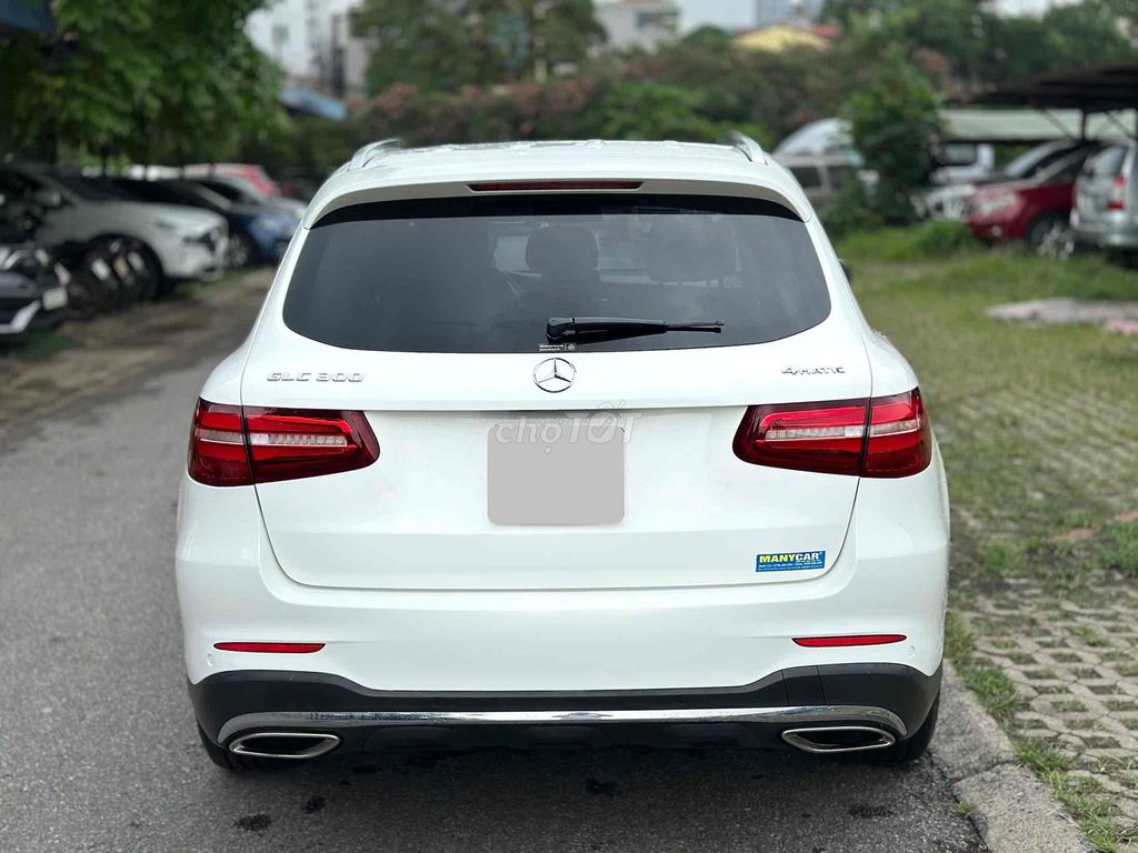 Mercedes Benz GLC 300 AMG  2016 Trắng Nâu 9 Vạn. Mua bán Ô tô tại Quận Cầu Giấy Hà Nội được đăng bởi Vũ Kiên hình 6