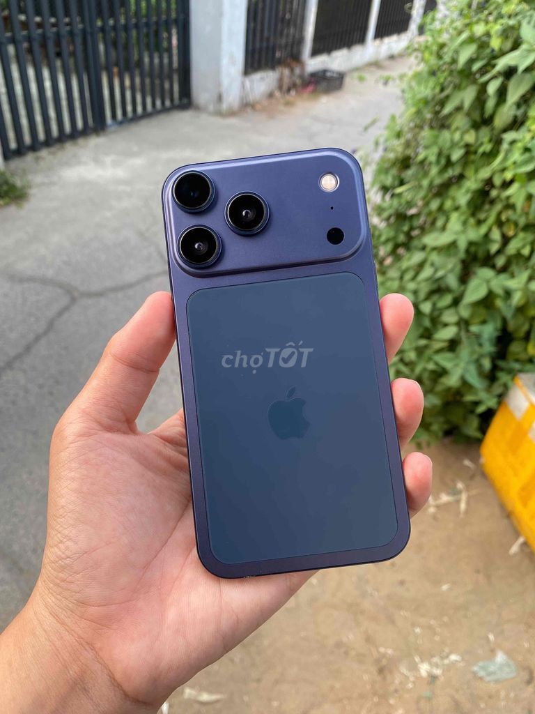 iPhone XR lên vỏ 17 Pro Blue. Mua bán Điện thoại tại Thành phố Cà Mau Cà Mau được đăng bởi Ty Xperia hình 1