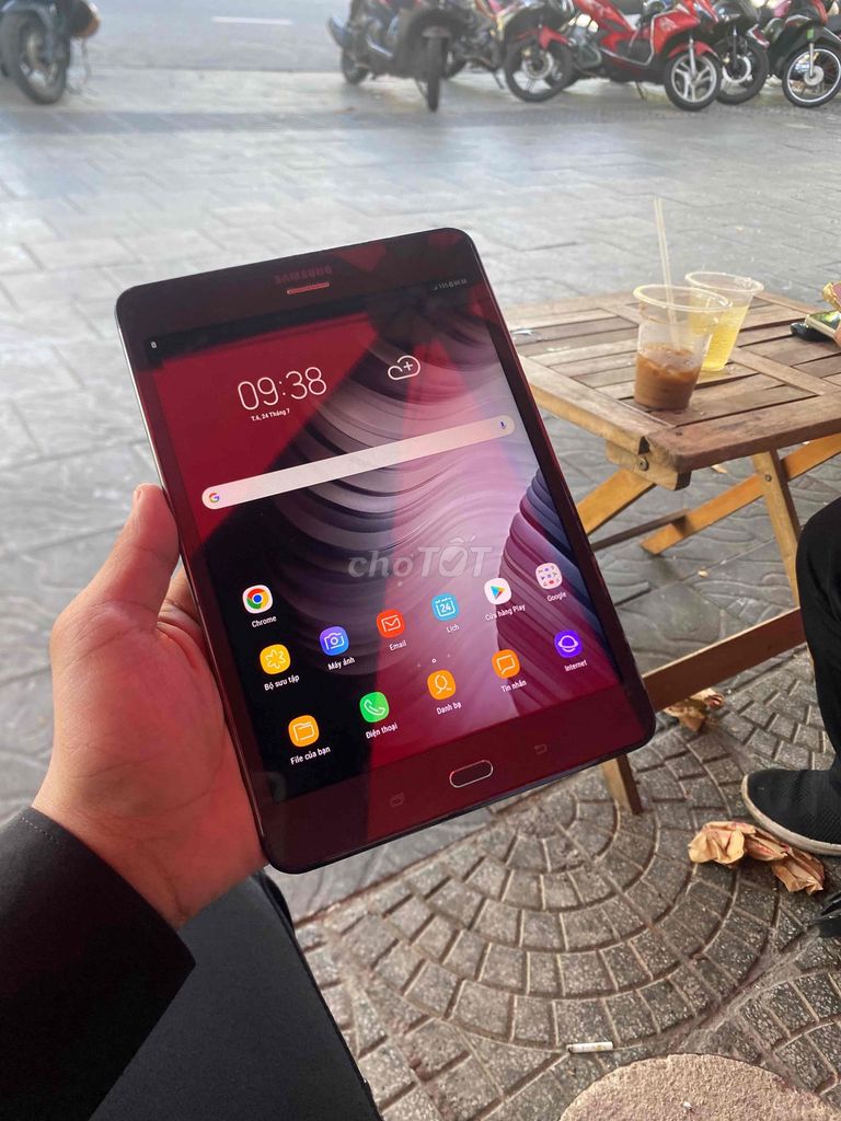Samsung Galaxy Tab A Đen. Mua bán Máy tính bảng tại Quận Sơn Trà Đà Nẵng được đăng bởi Tú hình 1