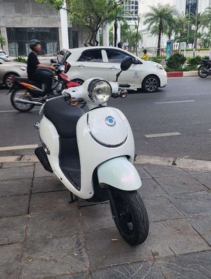 Girono 50cc màu trắng xe mới 100% biển Hà Nội. Mua bán Xe máy tại Quận Ba Đình Hà Nội được đăng bởi Hoàng 