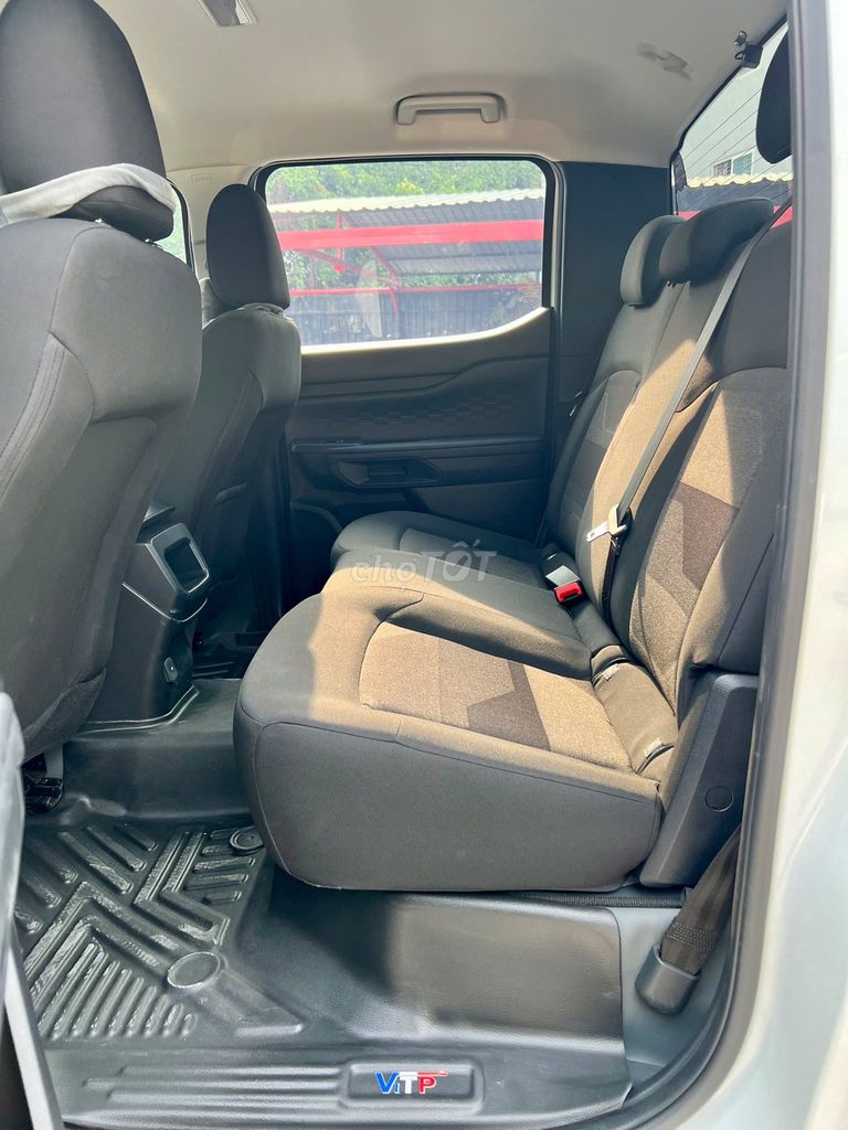Ford Ranger 2024 XLS 2.0L 4x4 AT 1700 km siêu lướt. Mua bán Ô tô tại Quận 7 Tp Hồ Chí Minh được đăng bởi Chợ Tôt Xe Official Mall hình 15