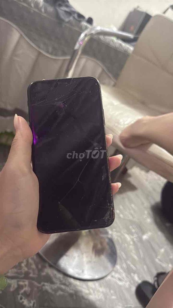 Apple Điện thoại Đen Hư hỏng. Mua bán Điện thoại tại Thành phố Vũng Tàu Bà Rịa - Vũng Tàu được đăng bởi quyên hình 1
