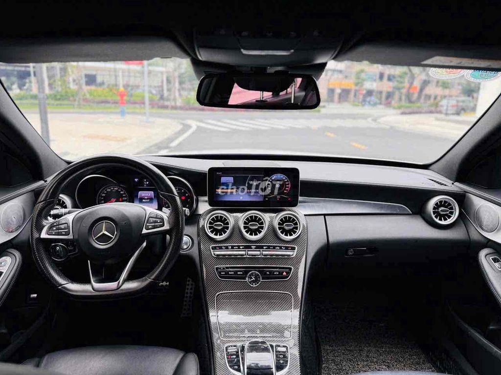 Mercedes Benz C300 AMG 2018. Mua bán Ô tô tại Quận 7 Tp Hồ Chí Minh được đăng bởi Cherry hình 8