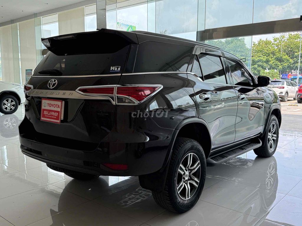 Toyota Fortuner 2017 2.4G - Dầu - Số Sàn -Tại Hãng. Mua bán Ô tô tại Quận Bình Thạnh Tp Hồ Chí Minh được đăng bởi Công Sang hình 5