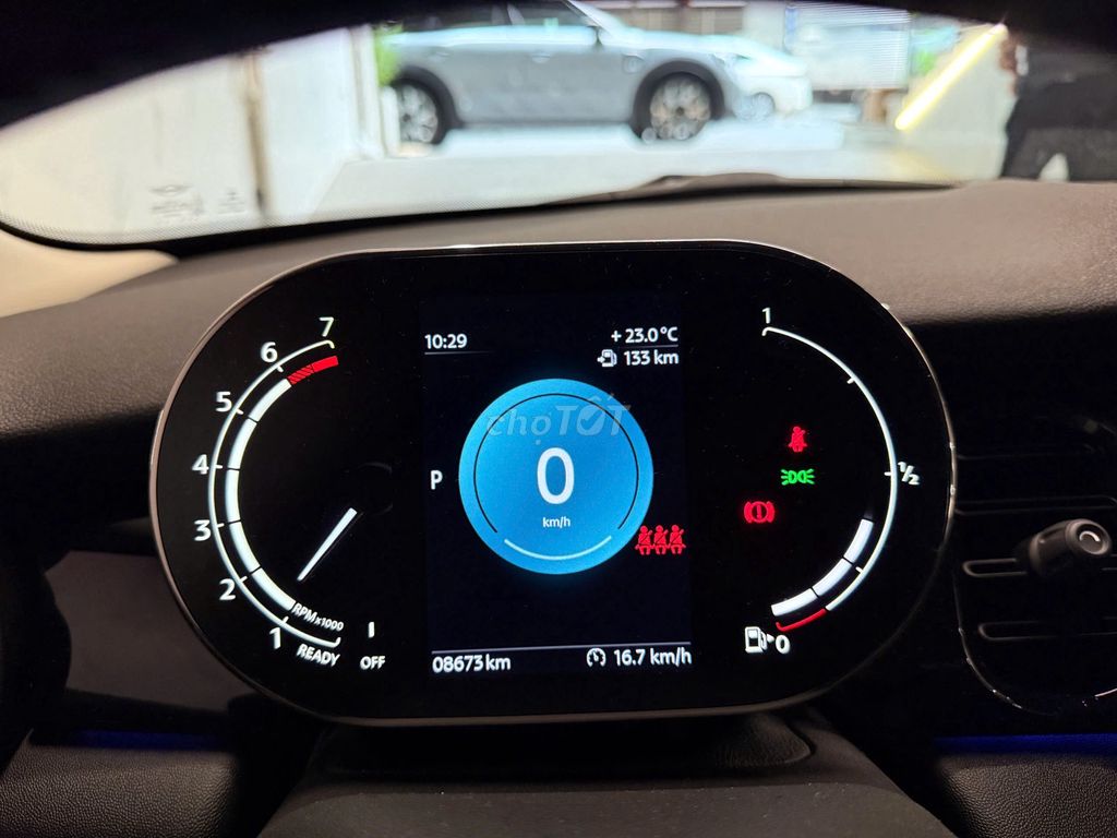 Xe MINI One 2022 gia đình đi cần bán, đi ít 8700km. Mua bán Ô tô tại Quận Hoàng Mai Hà Nội được đăng bởi Nguyễn Hưng hình 5