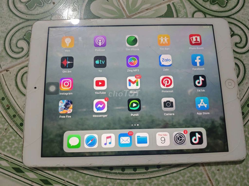 Apple iPad Air Trắng Đã qua sử dụng. Mua bán Máy tính bảng tại Huyện Kim Thành Hải Dương được đăng bởi quan hung hình 1