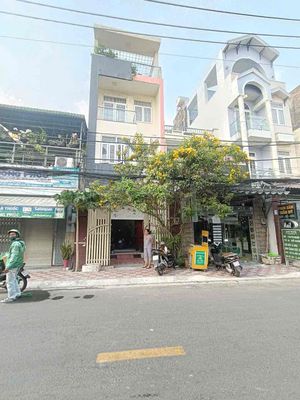NHÀ MẶT TIỀN KINH DOANH 4 TẦNG, 6 PHÒNG, SẴN 5 MÁY LẠNH