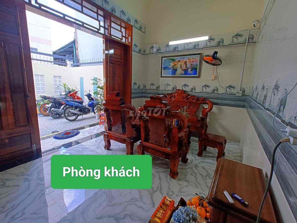 Bán nhà 5 phòng ngủ có sẵn thu nhập cao sạch đẹp Tầm Vu 120m2 giá rẻ