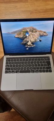 Macbook pro 2017 13" touch bar i7/16g/1T