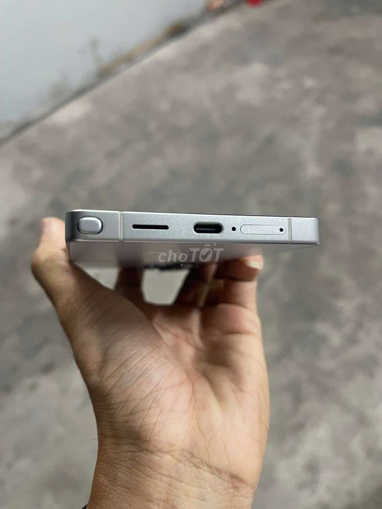 Samsung S25 Ultra Trắng 99,99%. Mua bán Điện thoại tại Quận 6 Tp Hồ Chí Minh được đăng bởi Minh Cao Văn hình 1