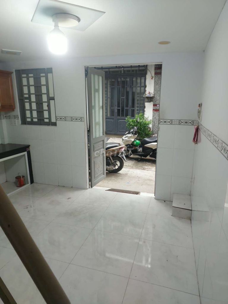 Nhà nhỏ cho gđ nhỏ dtsd32m2chỉ 999tr,chợ Bình Thành Lk4_5,Bình Tân,hcm