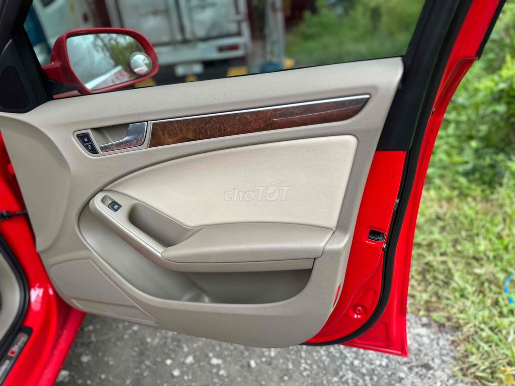 Audi A4 2011 2.0T Quattro - 124848 km. Mua bán Ô tô tại Huyện Bàu Bàng Bình Dương được đăng bởi Trần Văn Quang hình 8