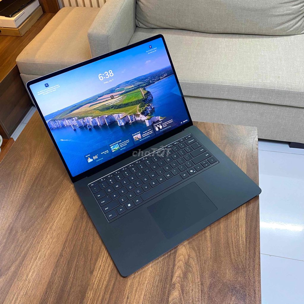 Microsoft Surface Laptop 7. Mua bán Laptop tại Thành phố Thủ Đức Tp Hồ Chí Minh được đăng bởi Vũ Surface hình 1