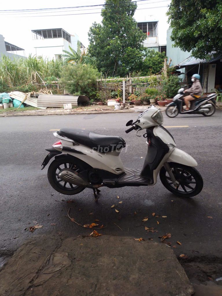Piaggio Liberty белый Вьетнам