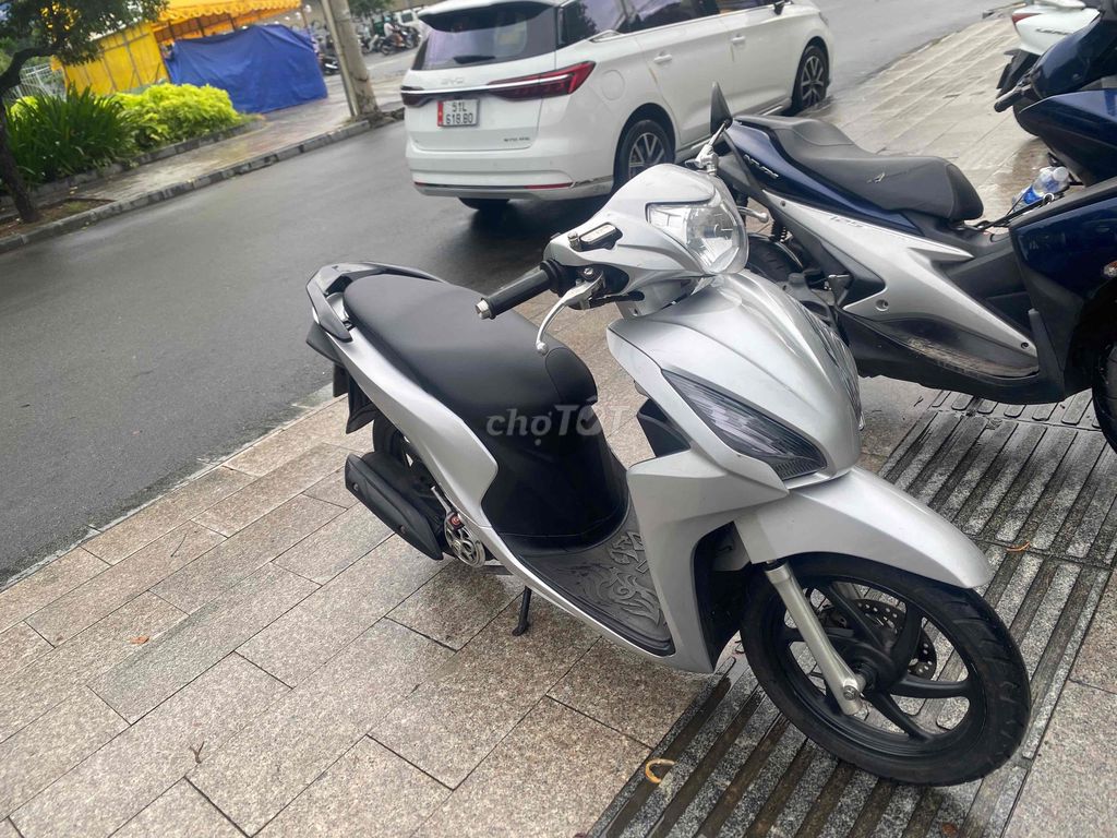 Honda Vision 2025 Bạc