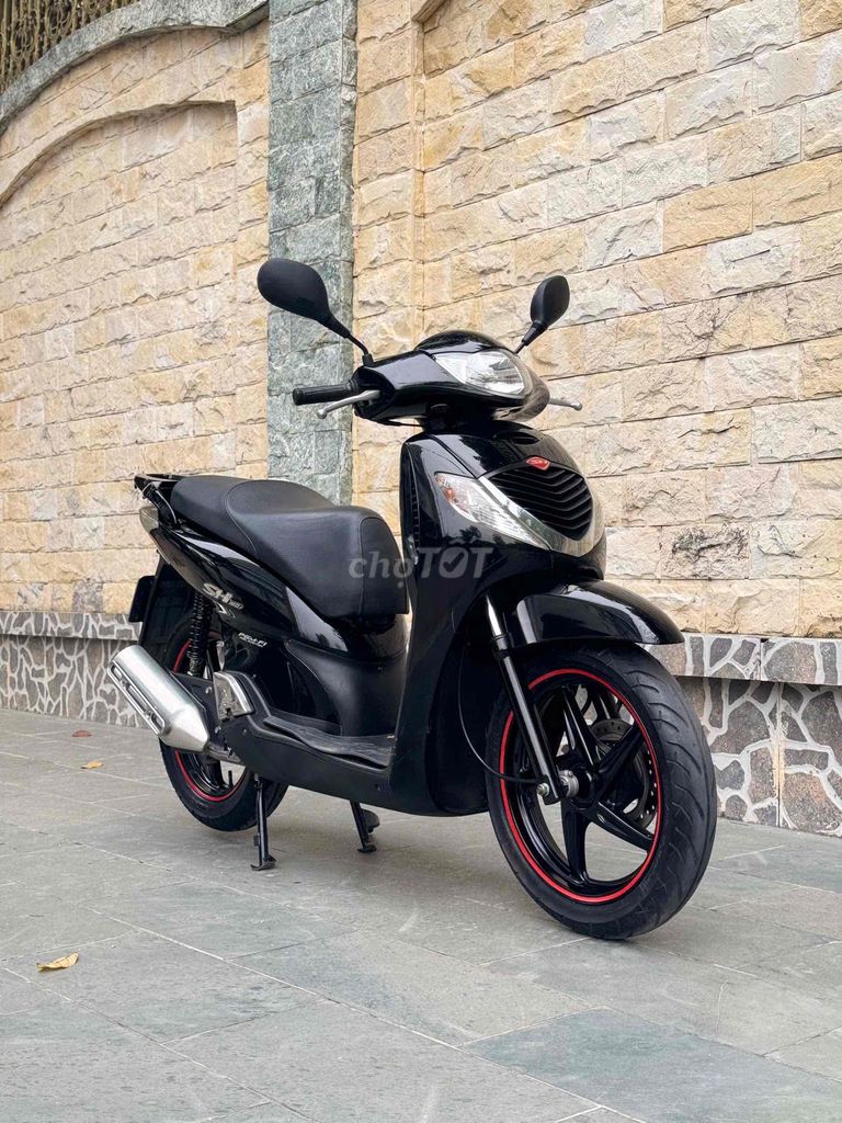 Sh 150fi nhập ý 2008 đen sport đại chất zin 100%. Mua bán Xe máy tại Quận Cầu Giấy Hà Nội được đăng bởi nguyễn bích thuỷ hình 3