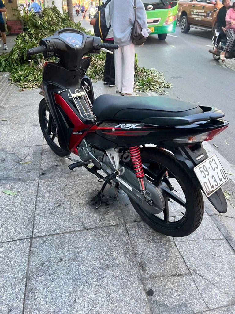 Honda wave RSX Fi 2019 mới 90% biển số thành phố. Mua bán Xe máy tại Quận Tân Phú Tp Hồ Chí Minh được đăng bởi Tuanduy hình 3