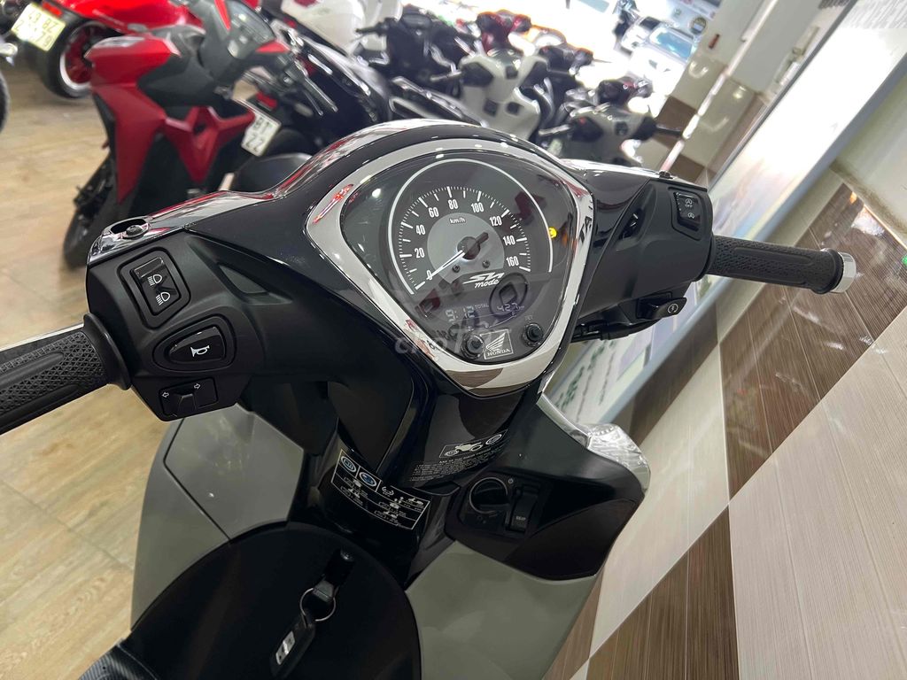 Sh mode ABS 2025❇️Đồng Moto Đà Lạt❇️. Mua bán Xe máy tại Thành phố Đà Lạt Lâm Đồng được đăng bởi ĐỒNG MOTOR 2  cá nhân hình 3