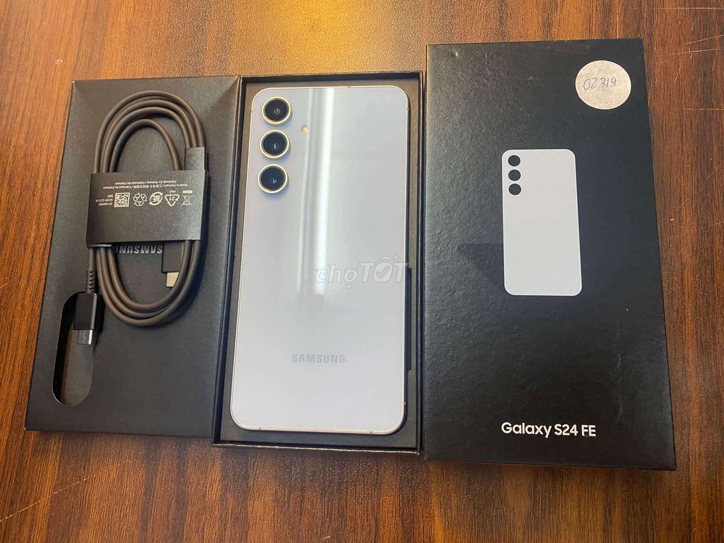 Samsung S24 FE 5G 128GB Trắng. Mua bán Điện thoại tại Thành phố Long Xuyên An Giang được đăng bởi tt hình 1