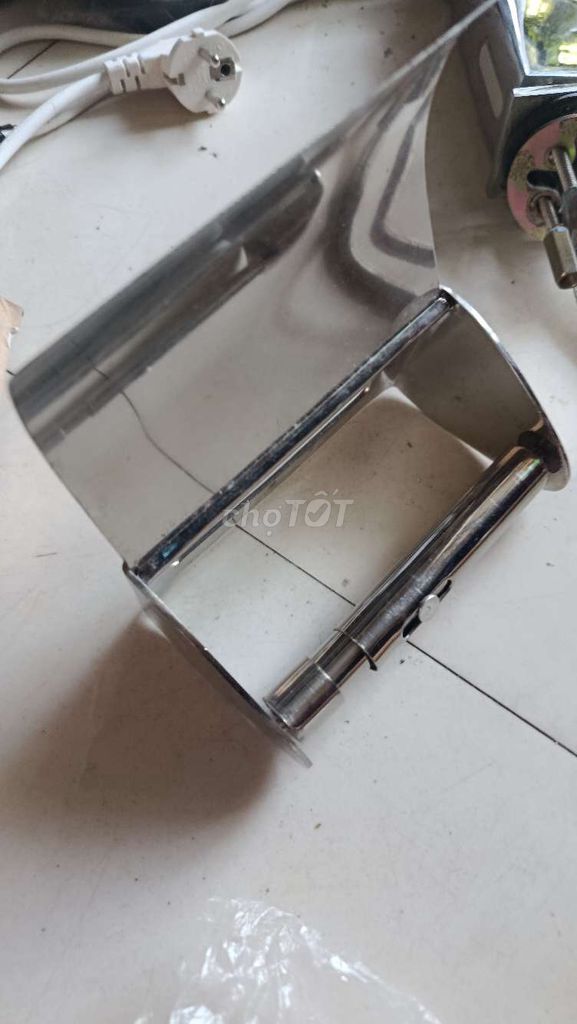 Kẹp giấy vệ sinh hàng xịn. Mua bán Thiết bị vệ sinh, nhà tắm tại Quận Bình Thạnh Tp Hồ Chí Minh được đăng bởi Thanh Sang hình 1