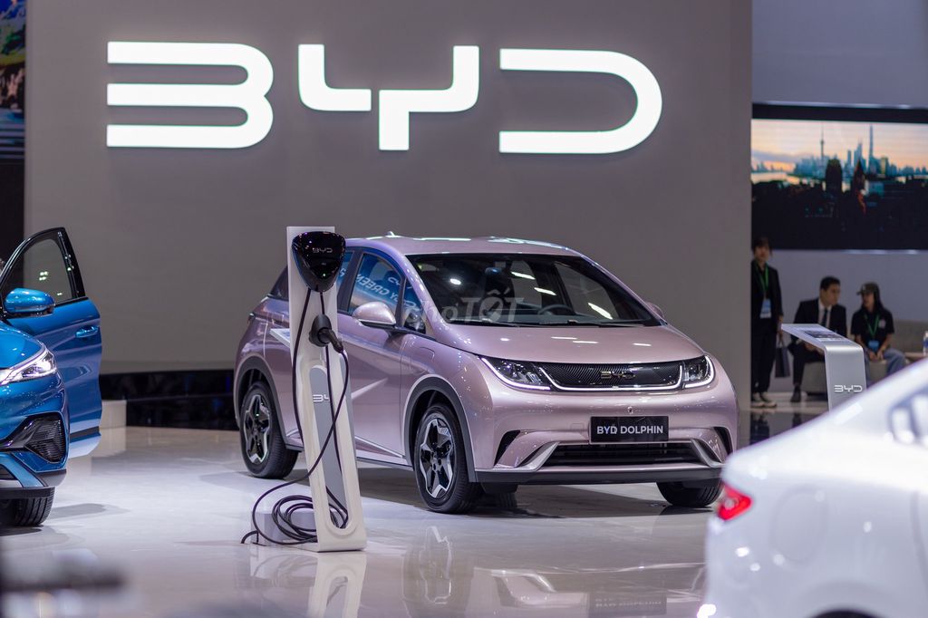 BYD Dolphin 2025