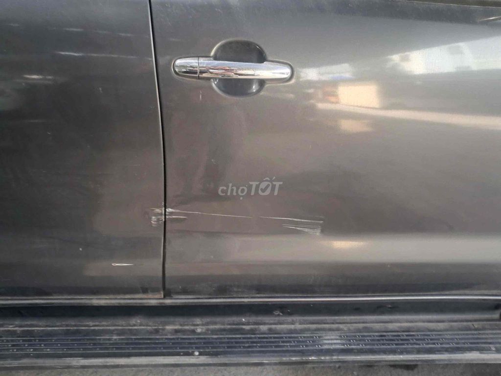 Toyota Fortuner 2010 2.5G - 150000 km. Mua bán Ô tô tại Quận 7 Tp Hồ Chí Minh được đăng bởi Khánh Linh hình 2