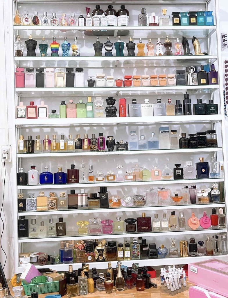 sẵn nước hoa full chiết. Mua bán Nước hoa tại Quận Thanh Xuân Hà Nội được đăng bởi Alooo ở đây bán đủ thứ hình 1