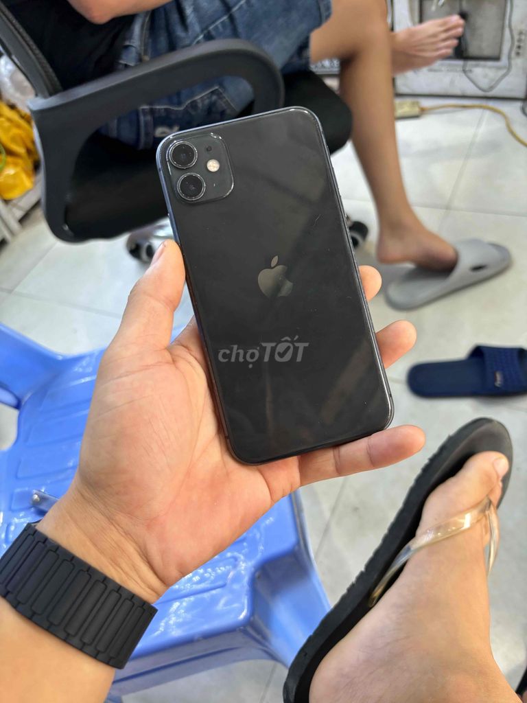 Iphone 11 Chính hãng VN/A 64g Zin áp ko zin tặng k