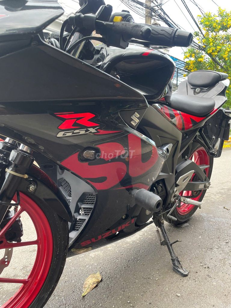 Suzuki GSX-R150 2019 Đen đỏ phanh abs ,  4196 km. Mua bán Xe máy tại Quận 12 Tp Hồ Chí Minh được đăng bởi vũ minh dũng  hình 3