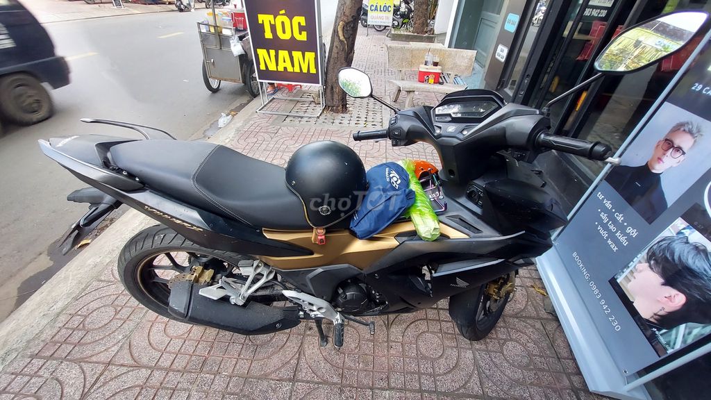 Honda Winner X 2022 Đen vàng. Mua bán Xe máy tại Quận Tân Phú Tp Hồ Chí Minh được đăng bởi Bui Xuan hình 6