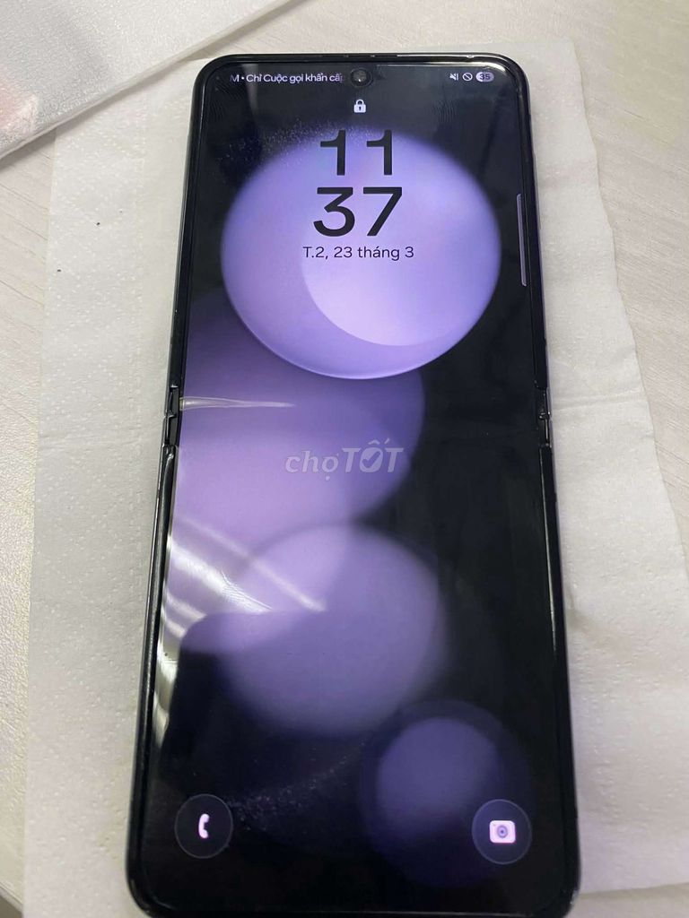 Samsung Z Flip 5 256GB 99%. Mua bán Điện thoại tại Quận Bắc Từ Liêm Hà Nội được đăng bởi phạm đức mạnh hình 1