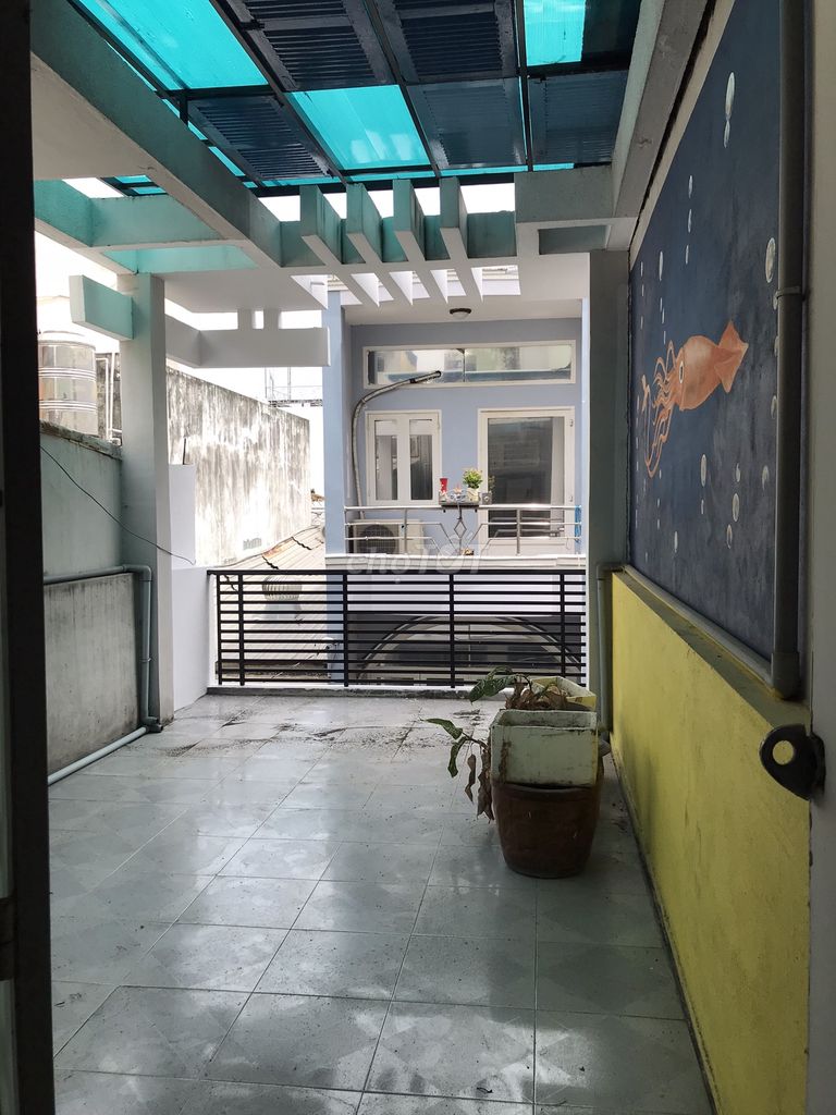 Nhà Phố Quận 4 (Hẻm Xe Hơi)