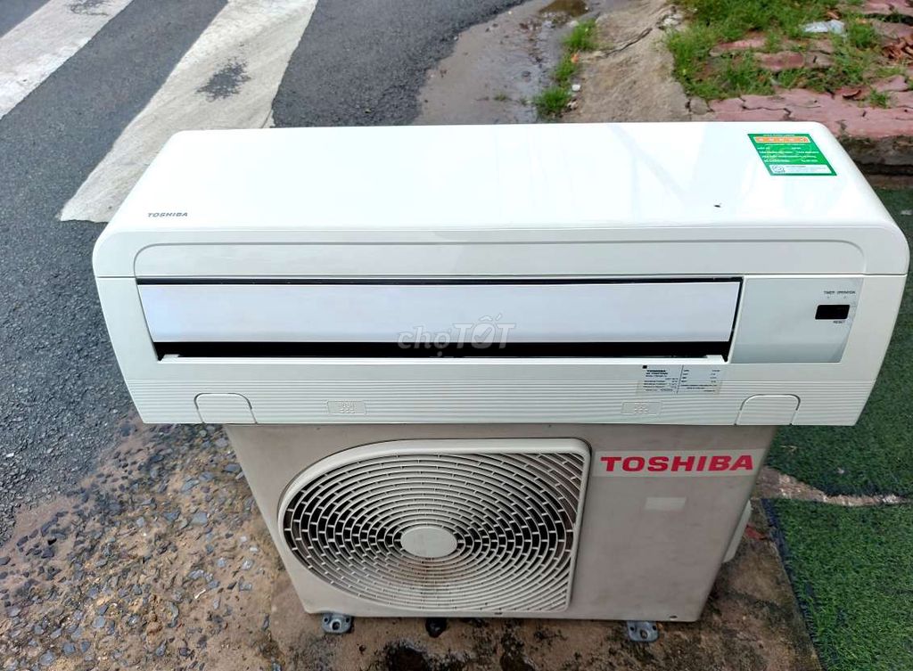 Thanh lý máy lạnh Toshiba 1,5 ngựa hàng thùng..