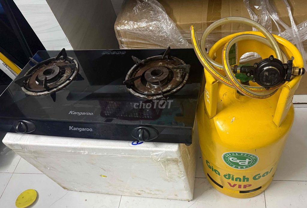 Bếp ga Kangaroo Đen Đã qua sử dụng. Mua bán Bếp, lò, đồ điện nhà bếp tại Quận 12 Tp Hồ Chí Minh được đăng bởi Hàng Thanh Lí hình 1