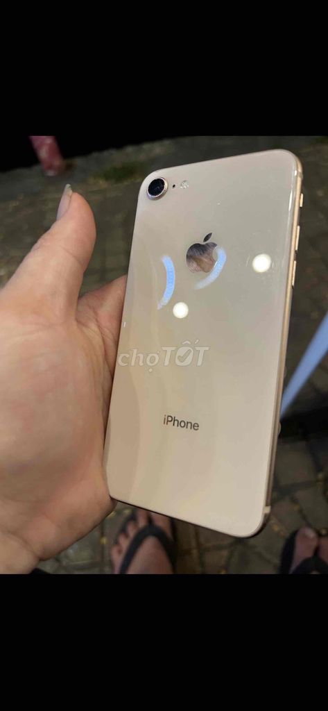 Apple iPhone 8 256GB Vàng. Mua bán Điện thoại tại Thành phố Long Xuyên An Giang được đăng bởi Kiet Tuan hình 1