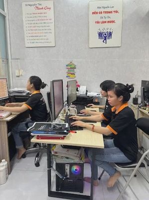 Tuyển 02 Nhân Viên Thiết Kế Đồ Họa Tại Q.12.. Việc làm tại Quận 12 Tp Hồ Chí Minh được đăng bởi Nguyễn ngọc minh hình 1