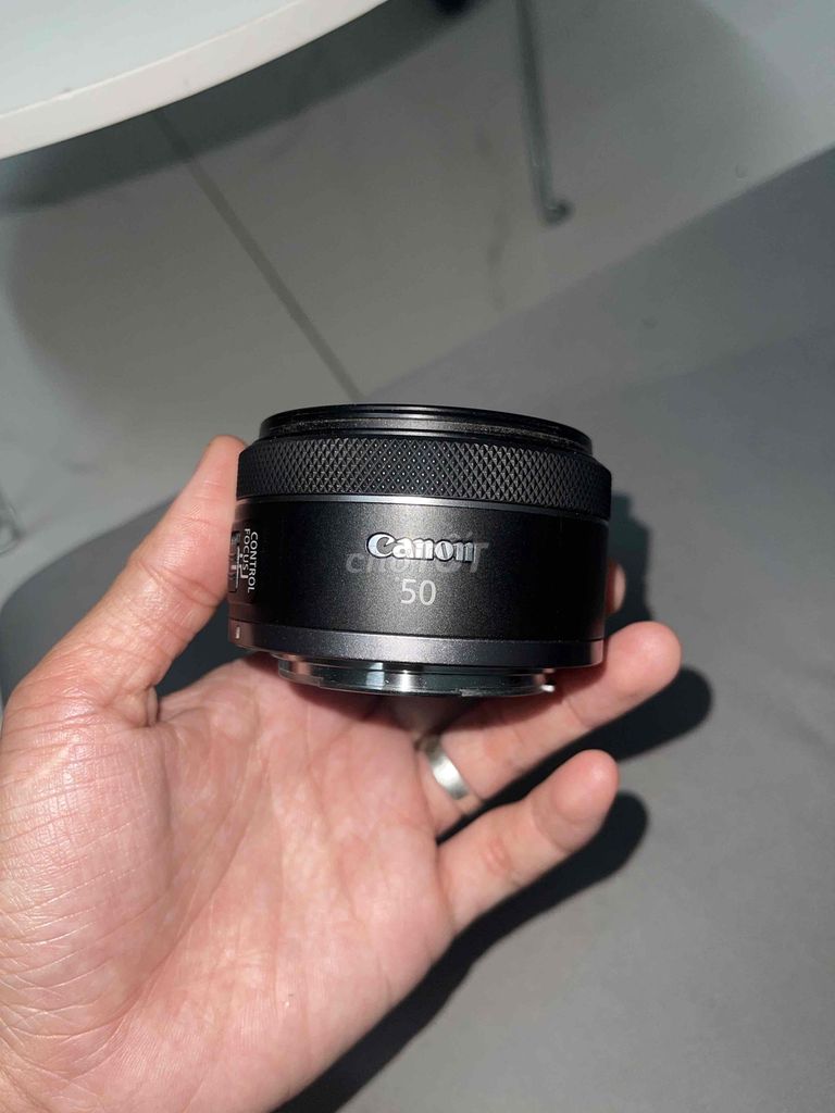 Ống kính Canon RF 50mm f1.8. Mua bán Máy ảnh, Máy quay tại Quận Ninh Kiều Cần Thơ được đăng bởi Anh hình 1