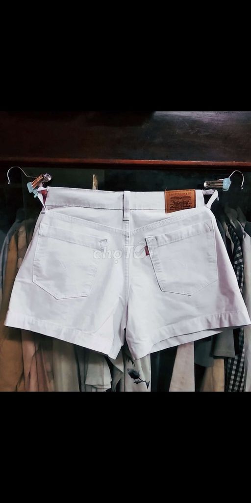 🇺🇲 Short thể thao Levis trắng mới tinh,bao ship. Mua bán Quần áo tại Quận Ninh Kiều Cần Thơ được đăng bởi Shop Tứ Quí hình 1