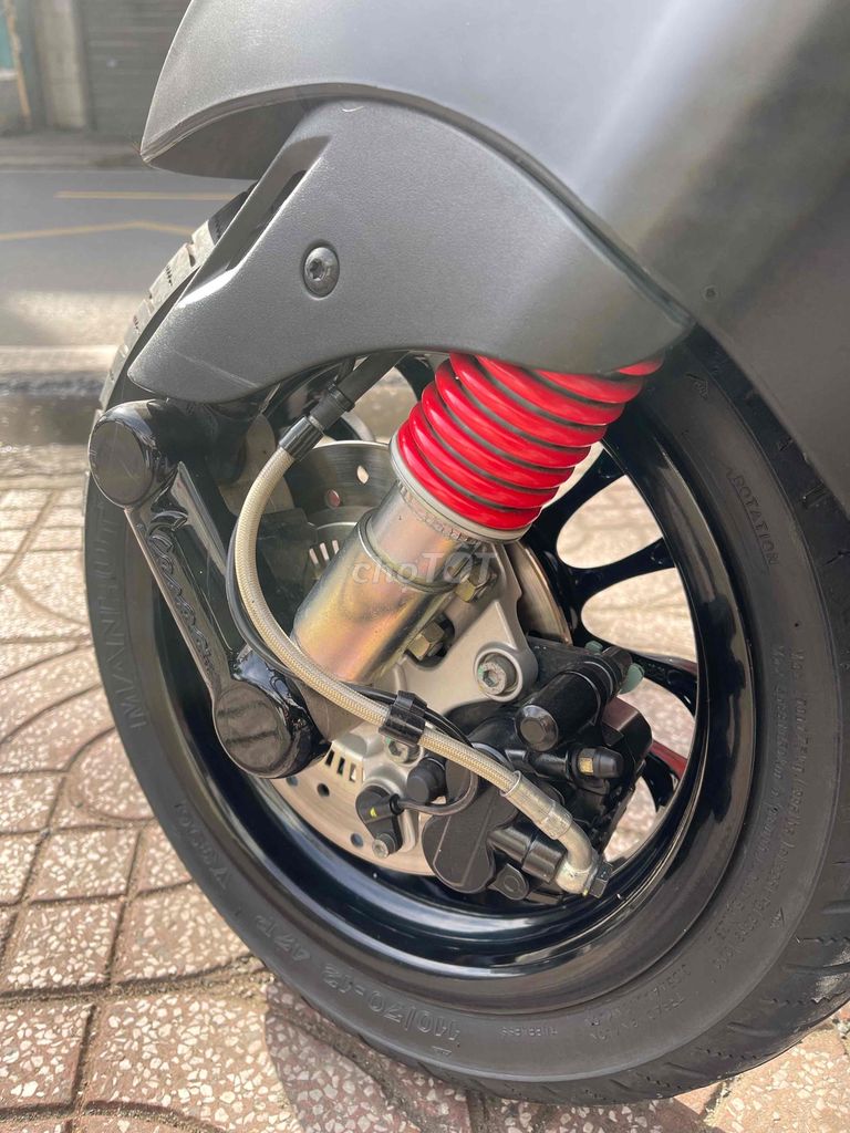 Piaggio Vespa Sprint 2018 Đen 13.000 km. Mua bán Xe máy tại Quận 8 Tp Hồ Chí Minh được đăng bởi Hiếu Nguyễn hình 9