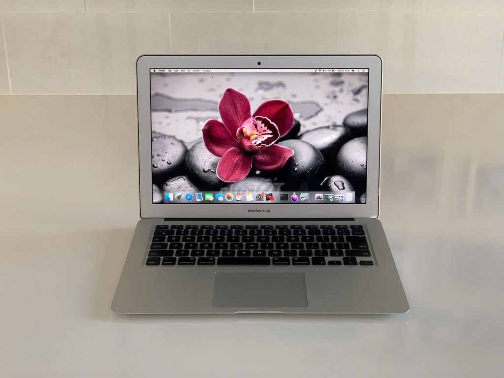 Macbook Air 2017| Giá siêu tốt, nhỏ gọn