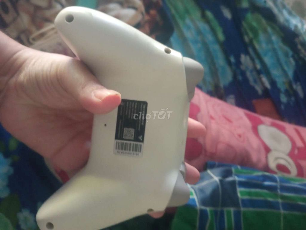 Tay cầm chơi game Bluetooth. Mua bán Thiết bị chơi game tại Huyện Châu Thành Tiền Giang được đăng bởi lion vlogs hình 1