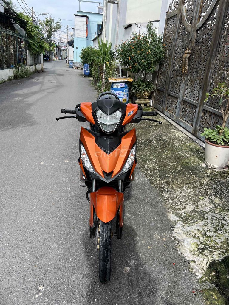 Honda Winner v1 2018 xe đẹp zin êm giá tốt. Mua bán Xe máy tại Thành phố Thuận An Bình Dương được đăng bởi Nguyễn hảo hình 4