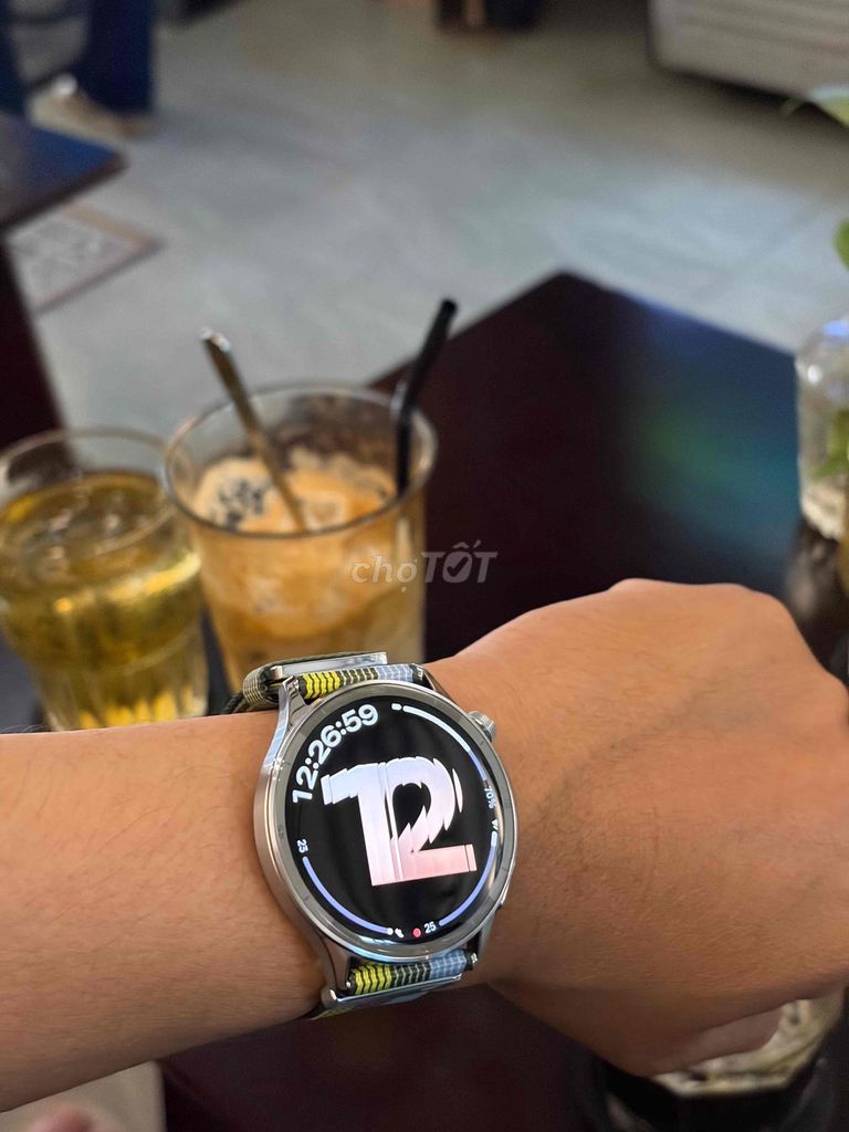 Oppo Watch S Bạc. Mua bán Thiết bị đeo thông minh tại Quận 3 Tp Hồ Chí Minh được đăng bởi Phone27 hình 1
