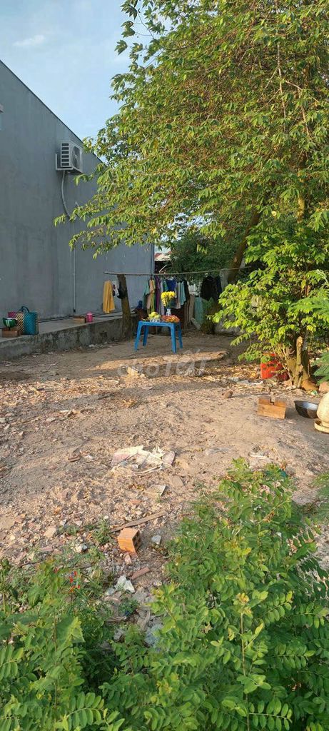 Kẹt tiền cần bán đất chính chủ