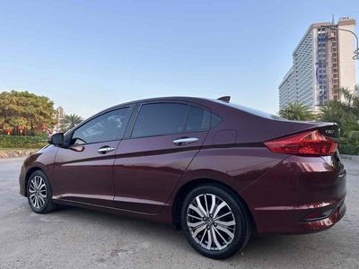 Honda City Đỏ mận