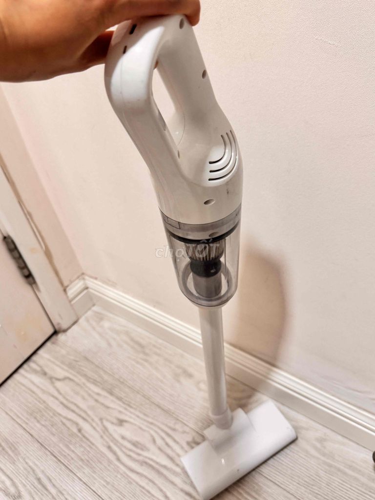 Máy hút bụi Trắng Nhỏ gọn. Mua bán Thiết bị vệ sinh, nhà tắm tại Quận Tân Phú Tp Hồ Chí Minh được đăng bởi Rosemary hình 1