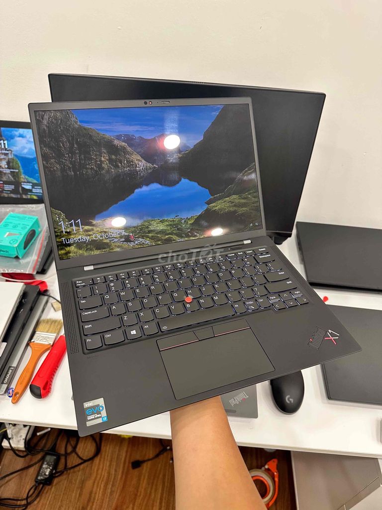 Thinkpad X1 Carbon Gen 9 I7 Ram 32G 512G 4K 99%. Mua bán Laptop tại Quận 3 Tp Hồ Chí Minh được đăng bởi ĐẶNG HOÀNG PHÚC hình 2