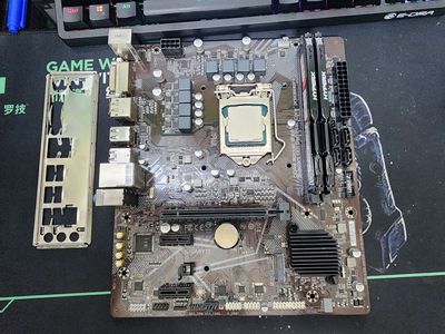 Giga H510M S2H/ i3 10105F/Ram Kingston 16GB.. Mua bán Linh kiện (RAM, Card...) tại Quận Gò Vấp Tp Hồ Chí Minh được đăng bởi Tình Nguyễn
