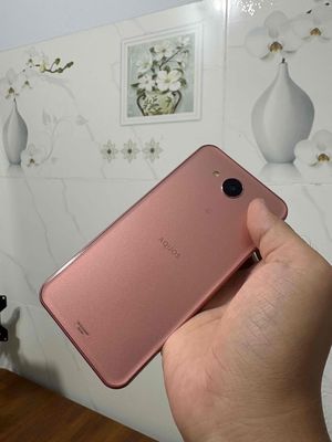 Điện thoại Sharp Aquos màu hồng đã dùng. Mua bán Điện thoại tại Thị xã Bến Cát Bình Dương được đăng bởi Ve chai công nghệ